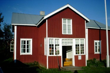 Old buildings in Sirni